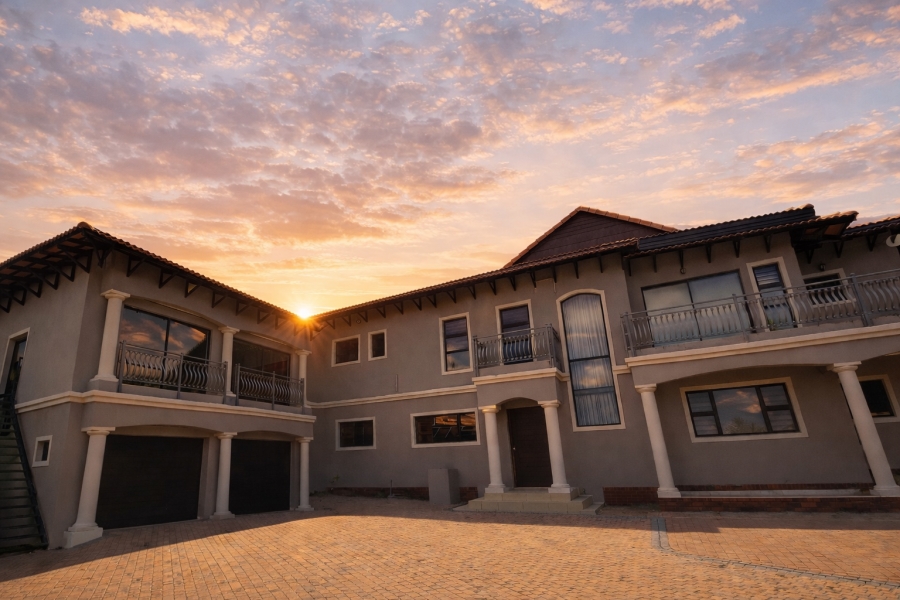 To Let 6 Bedroom Property for Rent in Tuscany Ridge North West